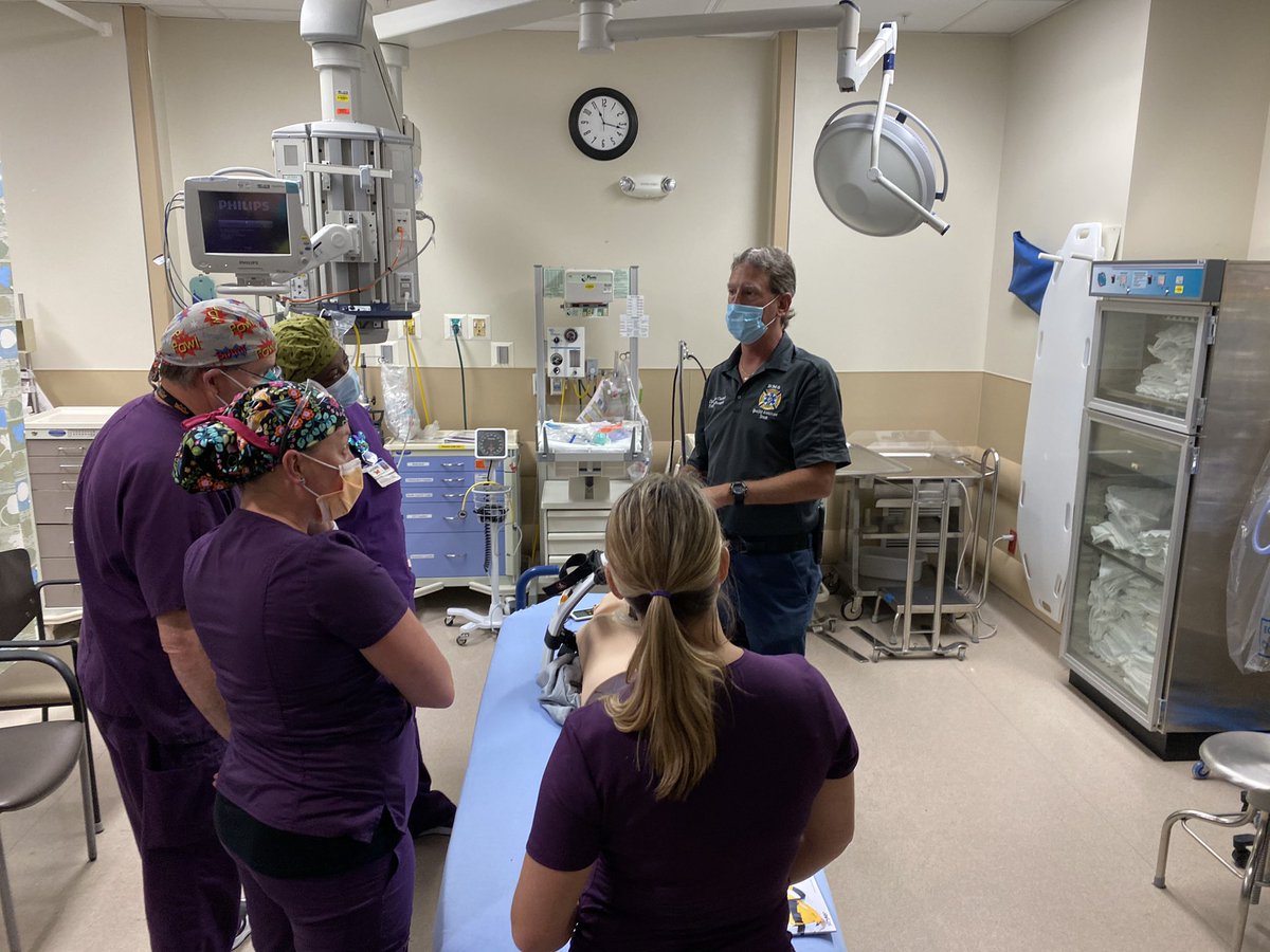BCFREMS's tweet photo. We continue to grow our arsenal directed at improving cardiac arrest outcomes. This week we trained our hospital partners on the use of the LUCAS mechanical #CPR device &amp; began delivering 35 devices to field units. #crushingSCA #EMS #HPCPR #600seconds #OHCA #leadership #BCFREMS https://t.co/zshXiTRpTA
