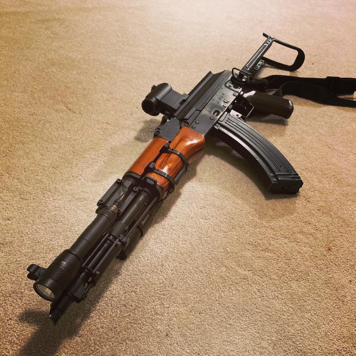 KitoChee's tweet photo. Took awhile, but finally completed my AK loadout as far as externals go at least. Hopefully oce we’re allowed to play at fields again I’ll make the internal upgrades. For now though we still gotta fight Bill C-21 😓 #ak47 #akm #ak #airsoft #billc21 #saveairsoft https://t.co/Ufyjw9dBbe