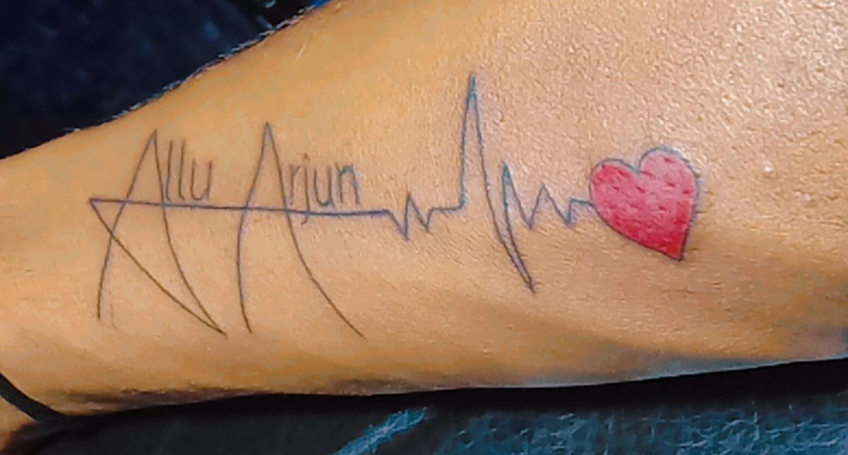 A V A D on Twitter Craze of alluarjun an employee in my office gets a  permanent tattoo of bunnyAlluArjun Mallemaala  httpstcorbn1rY7Zxf  Twitter