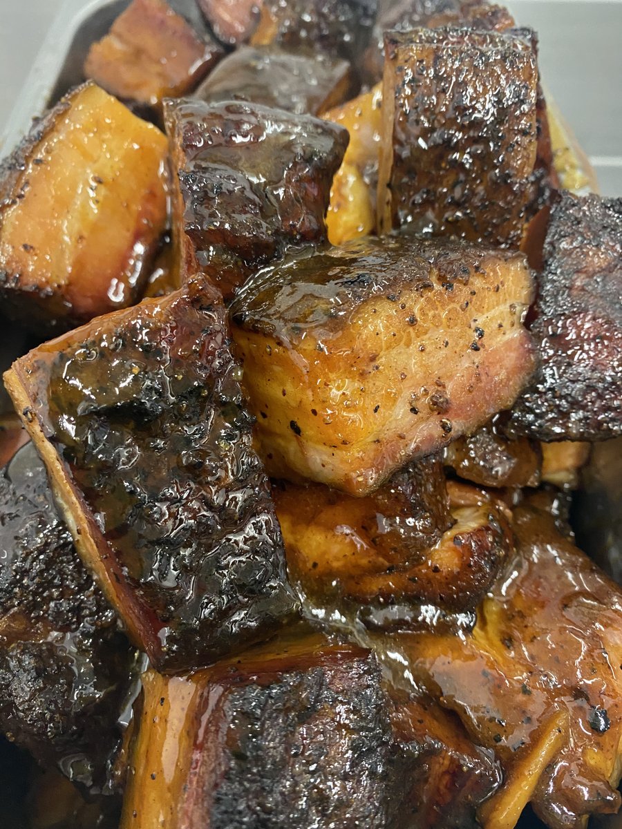 Double smoked sweet and naughty pork belly burnt ends! Come and get em!  Ordermattsbbq.com. #mattsbbq #pdx #bbq #porkbelly #porkbellyburntends #saturdayvibes #sunnyday #weekend #happy #love #eat #food #portland #eatbbq #eater #foodcart #1