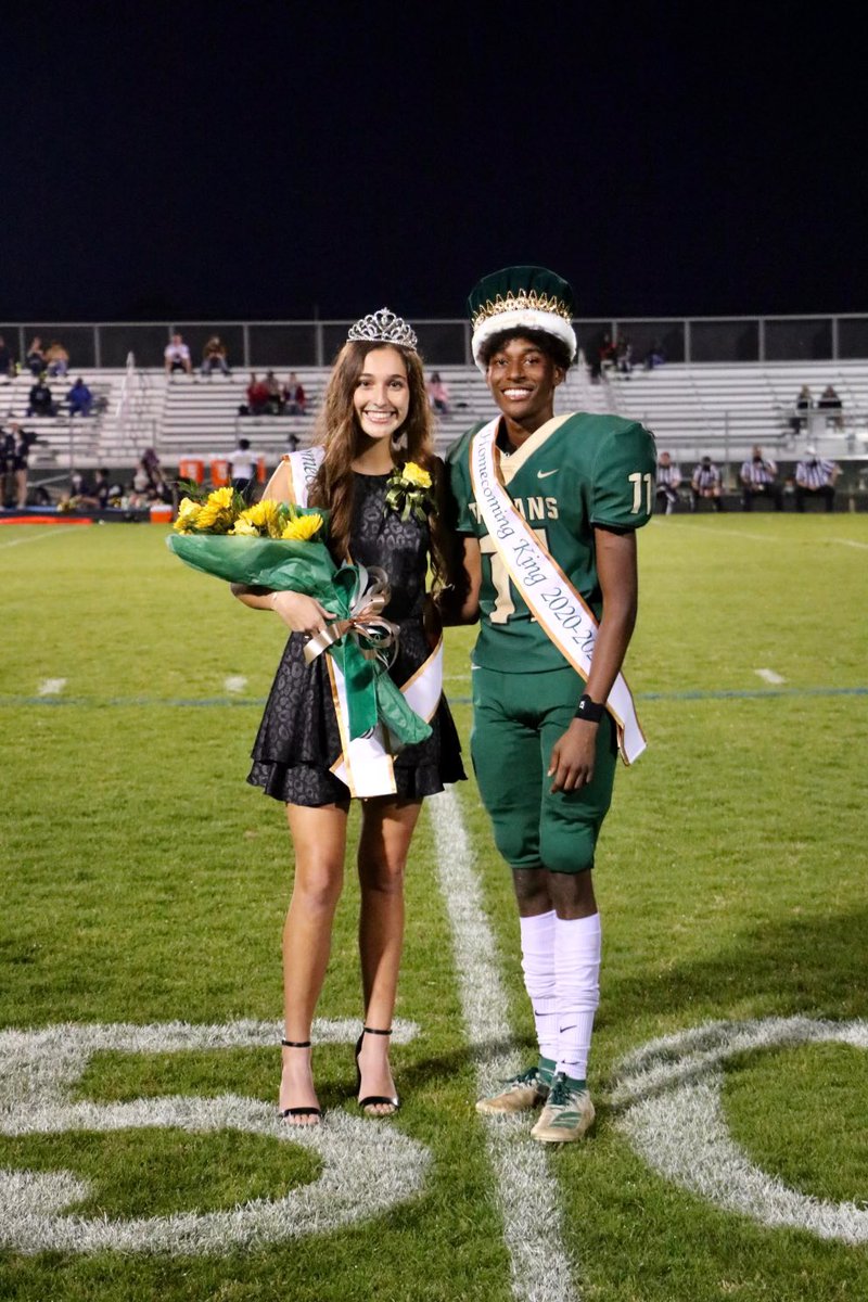 Congratulations to our SJHS 2020-2021 Homecoming Queen, Erica Stanley, and Homecoming King, Tay Watson!