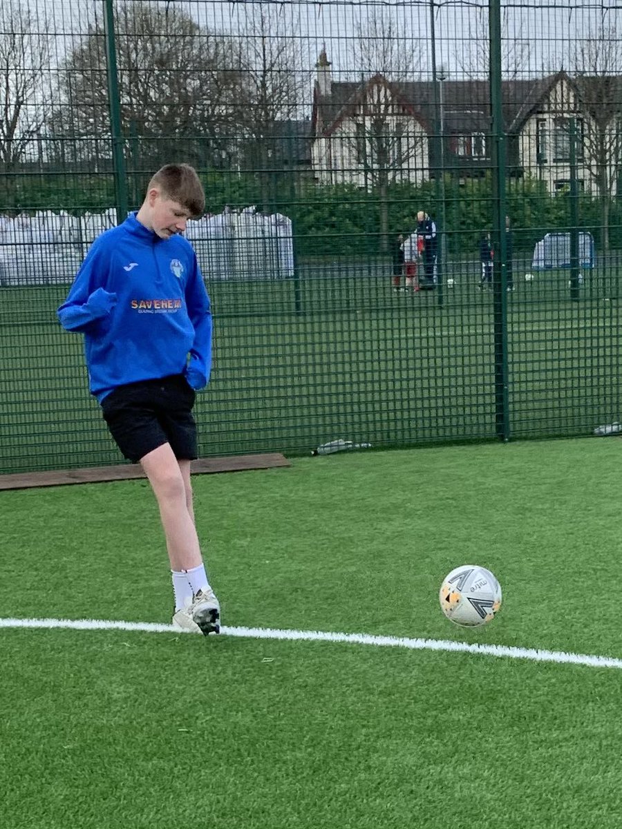 shonacrawford17's tweet image. When your serious about your development - the weather is NEVER an issue 🥶 a cold,but lovely morning for some extra graft🔋,have a vision and work every day towards your end goal 🔑💯📈 #mindset🧠 #keepingmotivated #keepingsharp