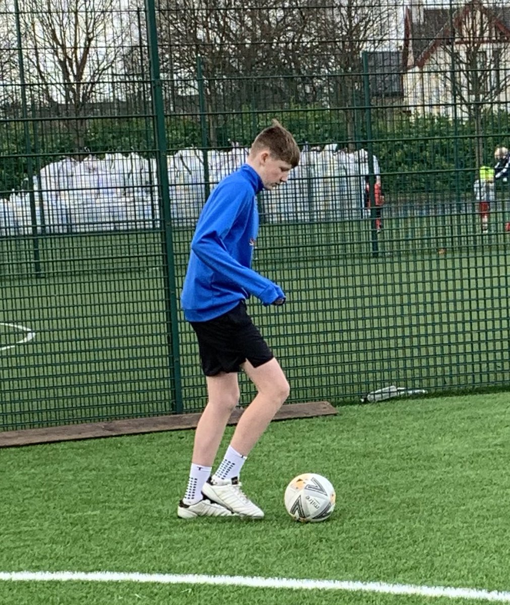 shonacrawford17's tweet image. When your serious about your development - the weather is NEVER an issue 🥶 a cold,but lovely morning for some extra graft🔋,have a vision and work every day towards your end goal 🔑💯📈 #mindset🧠 #keepingmotivated #keepingsharp