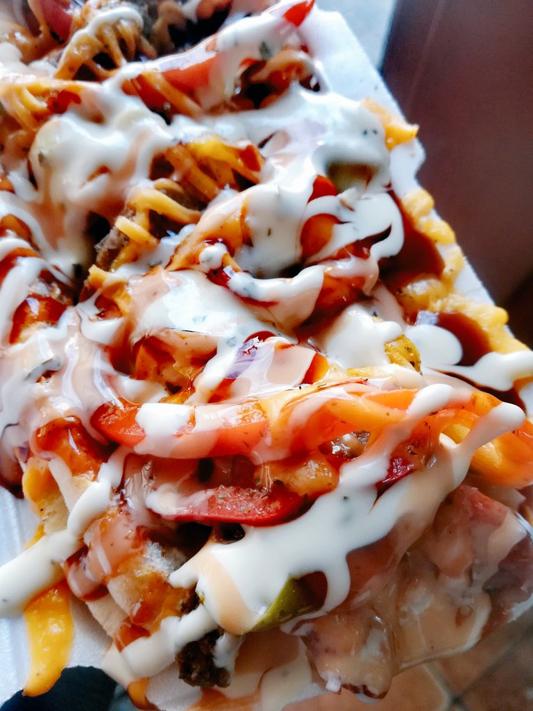 diebangos's tweet photo. Meet one of our delicious Flavour. Madcow (The Kapana)
#DiebangosHotdogs #SimpleButTheBest
#local https://t.co/gFWYAju0jF