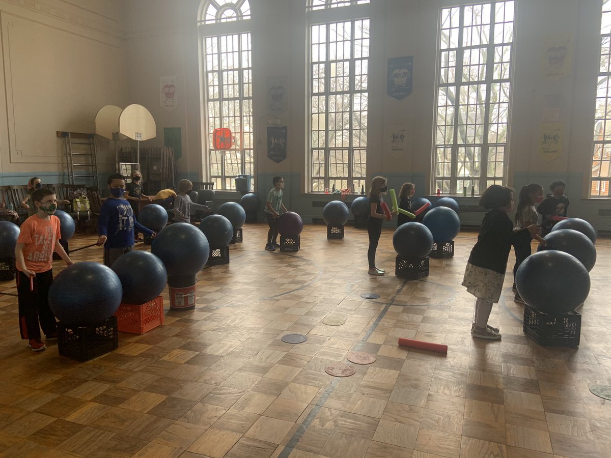 garmstrong331's tweet photo. Mr. Ragosta is enjoying Drum Fit as much as the kids are! We know how to make exercise fun! π #PEClassFun #RhodesStrong #DrumFit #RhodesUnited https://t.co/oRjuqJO8Rh