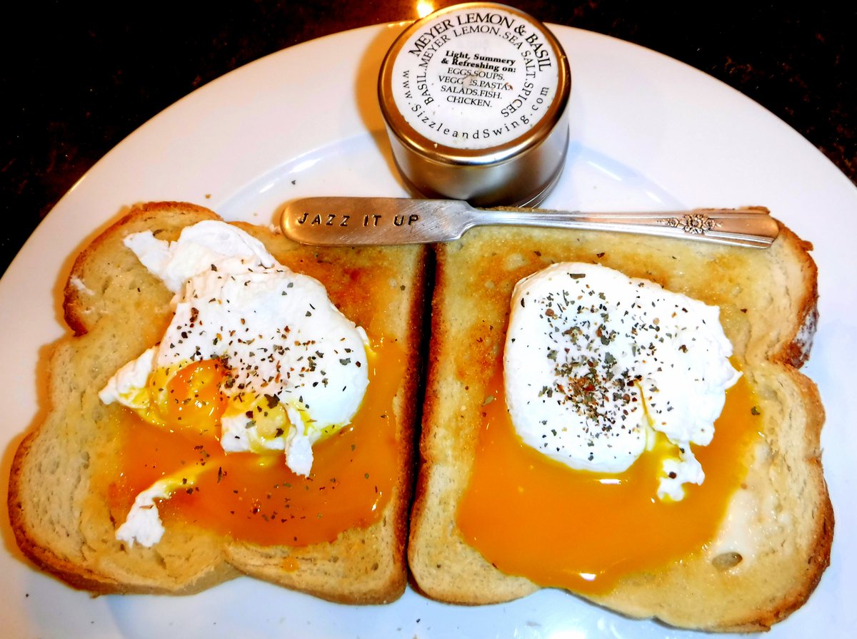 SizzleAndSwing's tweet photo. Meyer Lemon &amp; Basil seasoned Poached Eggs
Now thats how to start the weekend off
https://t.co/0WlCOnXzUb
@erindickins @spicycookery @savoryftcollins @CookingFeed @AterietFood @ItalianComments @zoetcm https://t.co/NhgGTNou9d