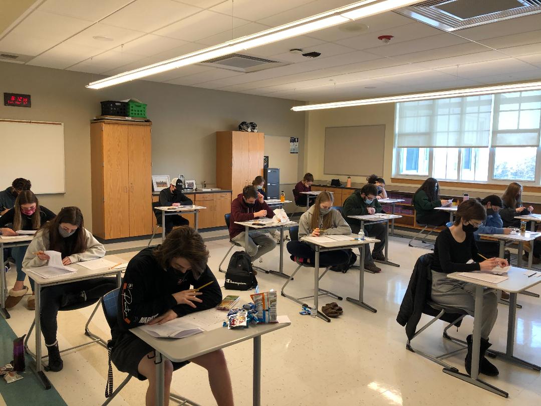 PlyEla's tweet photo. That's Commitment: 130 PSHS students (socially distancing) in AP Language &amp; Composition and AP Literature &amp; Composition practicing by taking a "Mock Exam" on a Saturday morning. https://t.co/4J40gIovBW