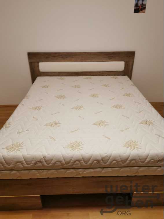 moebel_spenden's tweet photo. Bitte an Interessenten im Raum München weiterleiten
Spende: 1x Doppelbett
Details:

 - Menge: 1
 - Doppelbett mit neuwertiger orthopädischer Matratze AquaflexMemoSchaum
 - Maße: 200 x 180 x 60 (cm) - Länge x Breite x Höhe
 - Farbe:  #Doppelbett

https://t.co/jdfBiv6ONv https://t.co/5HBqJJgrP5
