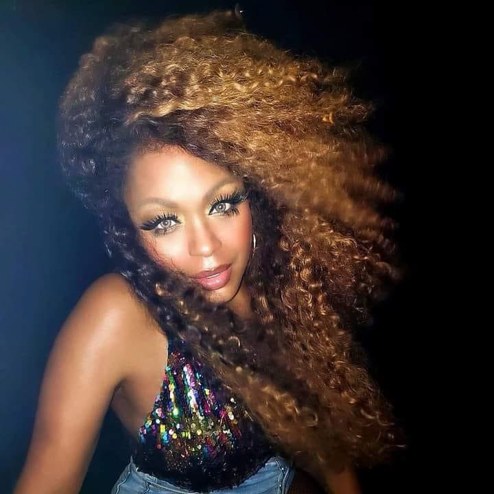 ultranatemusic's tweet photo. Yes @forbes ❤️❤️
Thank you for the fab chat!
#ultranate #ultranaté
#music #forbes #pandemiclife #art #culture #perseverance #stayingpower #truth #blufire #peacebisquit @peacebisquit #free #fierce #workflow #keepondancing
https://t.co/nxAJBJ8IOz https://t.co/ec2KVIzQB2