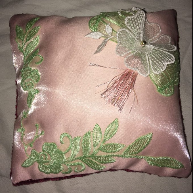 Home made pillow by @mallyahairy https://t.co/LgZglx7HzQ Find it on #ManyVids! https://t.co/mL22eDvH<a class="tags" href="/tag/mallyahairy">@mallyahairy</a><a href="/tag/manyvids"class="tags"><span>#manyvids</span></a>