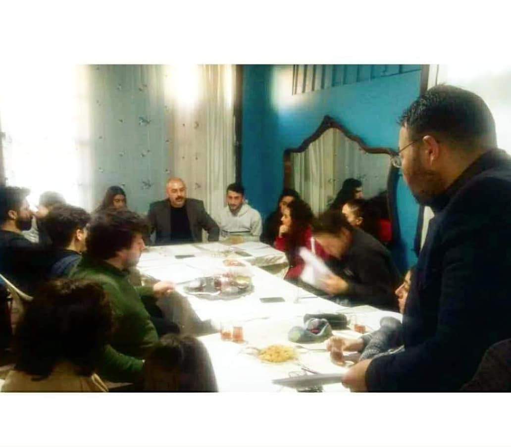 SahitYazarlar's tweet photo. #27MartDunyaTiyatroGunu 
Sevgi için Tiyatro... https://t.co/ue07jLU5kz