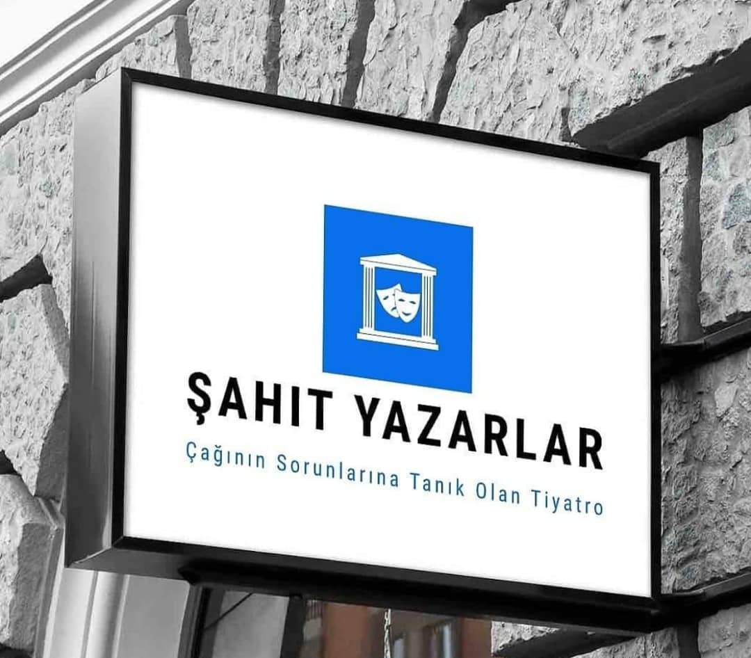 SahitYazarlar's tweet photo. #27MartDunyaTiyatroGunu 
Sevgi için Tiyatro... https://t.co/ue07jLU5kz