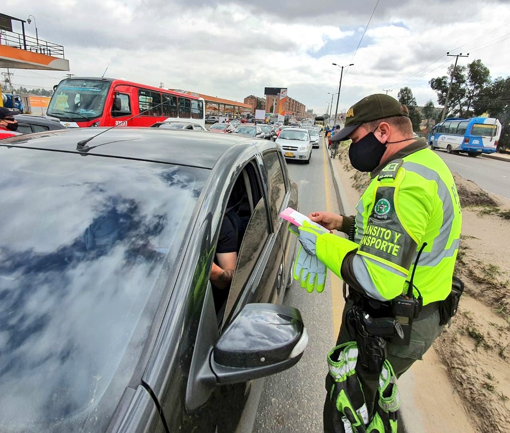 PoliciaCmarca's tweet photo. Damos inicio al #PlanÉxodo, con total normalidad. #SemanaSanta #SeguraYConAutocuidado @TransitoPolicia https://t.co/3xgBWbyiWo