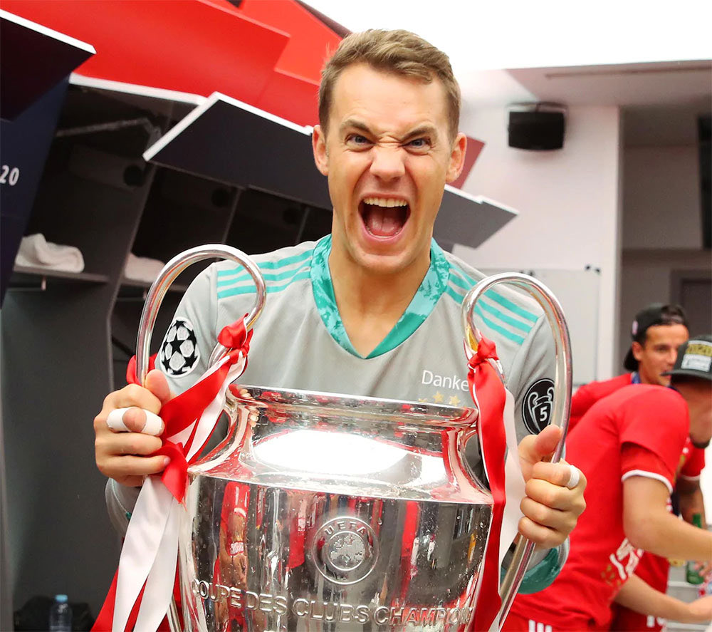  Happy 35th Birthday to Manuel Neuer                                          Greatest of all time 
