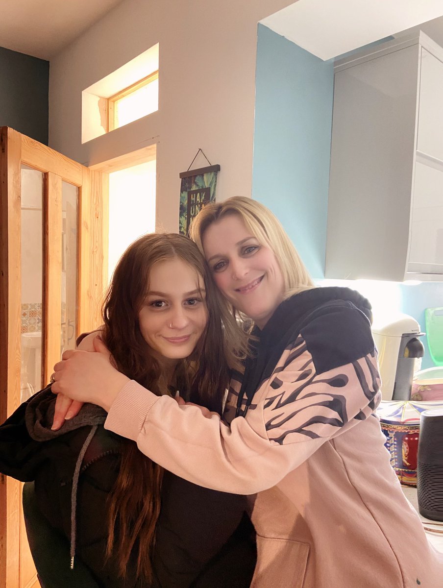 Katie Wade tweet media