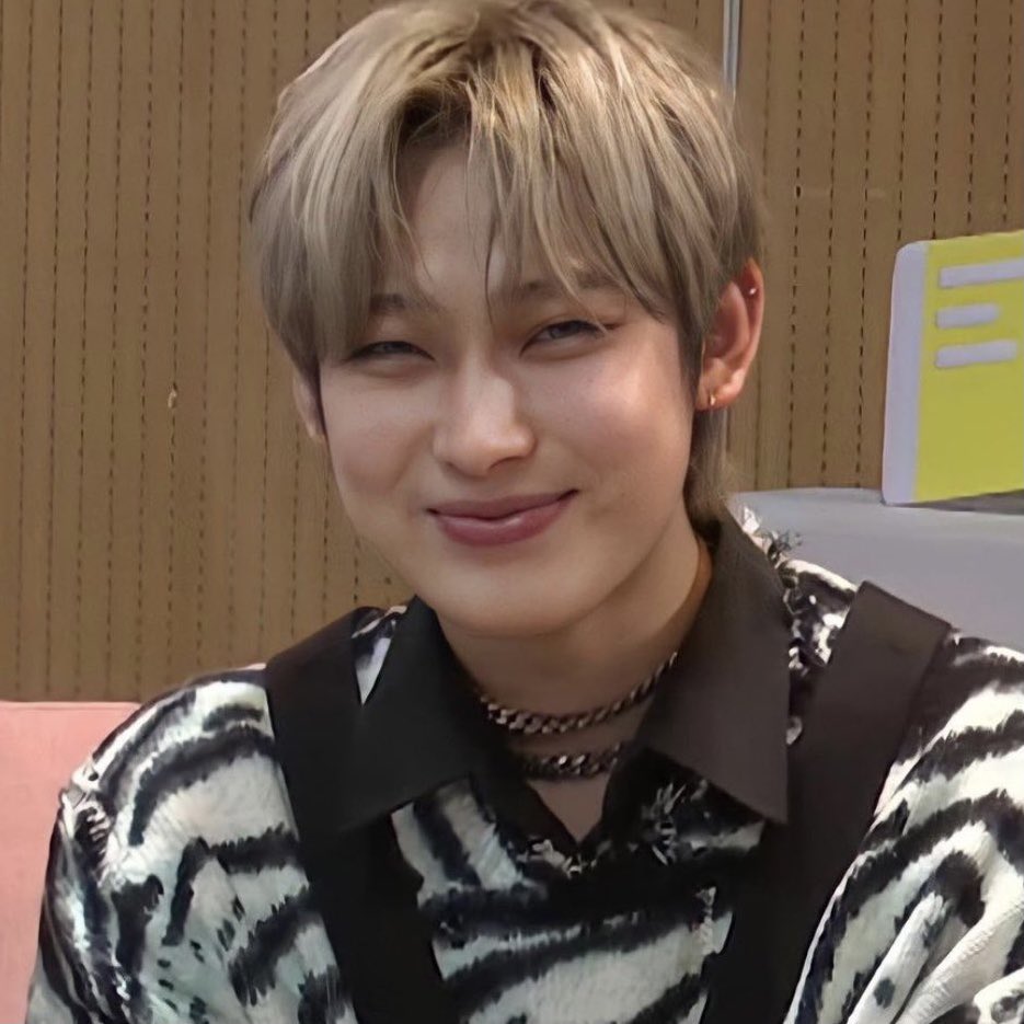 jm_bts95's tweet photo. ソヌの金髪大優勝すぎる✨
やばいまじでかっこいい！！！
#ENHYPEN #ソヌ https://t.co/8MboZ7Govr