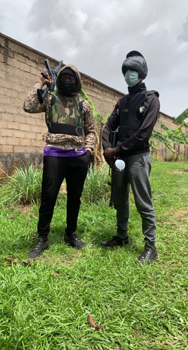 y_etoundi's tweet image. Nous a trouvé notre jeux 😆
@HenryTjengelle  
#RecreDongola