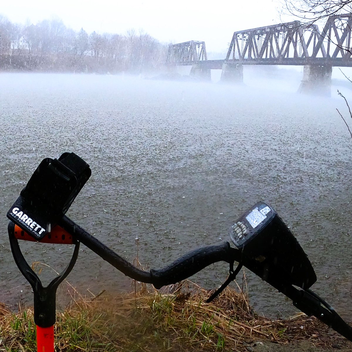 BrianClunie's tweet photo. First Hunt of the season; another wet day on the Kennebec river! #first #seasonstart #maine #The River #kennebec #garrett #atpro #metaldetecting #garrettmetaldetecting https://t.co/z9oqSxbk21