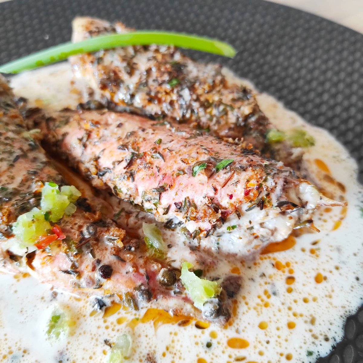 KreyolandCo's tweet photo. Petit plat du week-end 😁

➡️✅Rougets aux épices cajun et au lait de coco 🎉

#cheffe #passion #rougets #coco #partage https://t.co/usef6PK0Qq