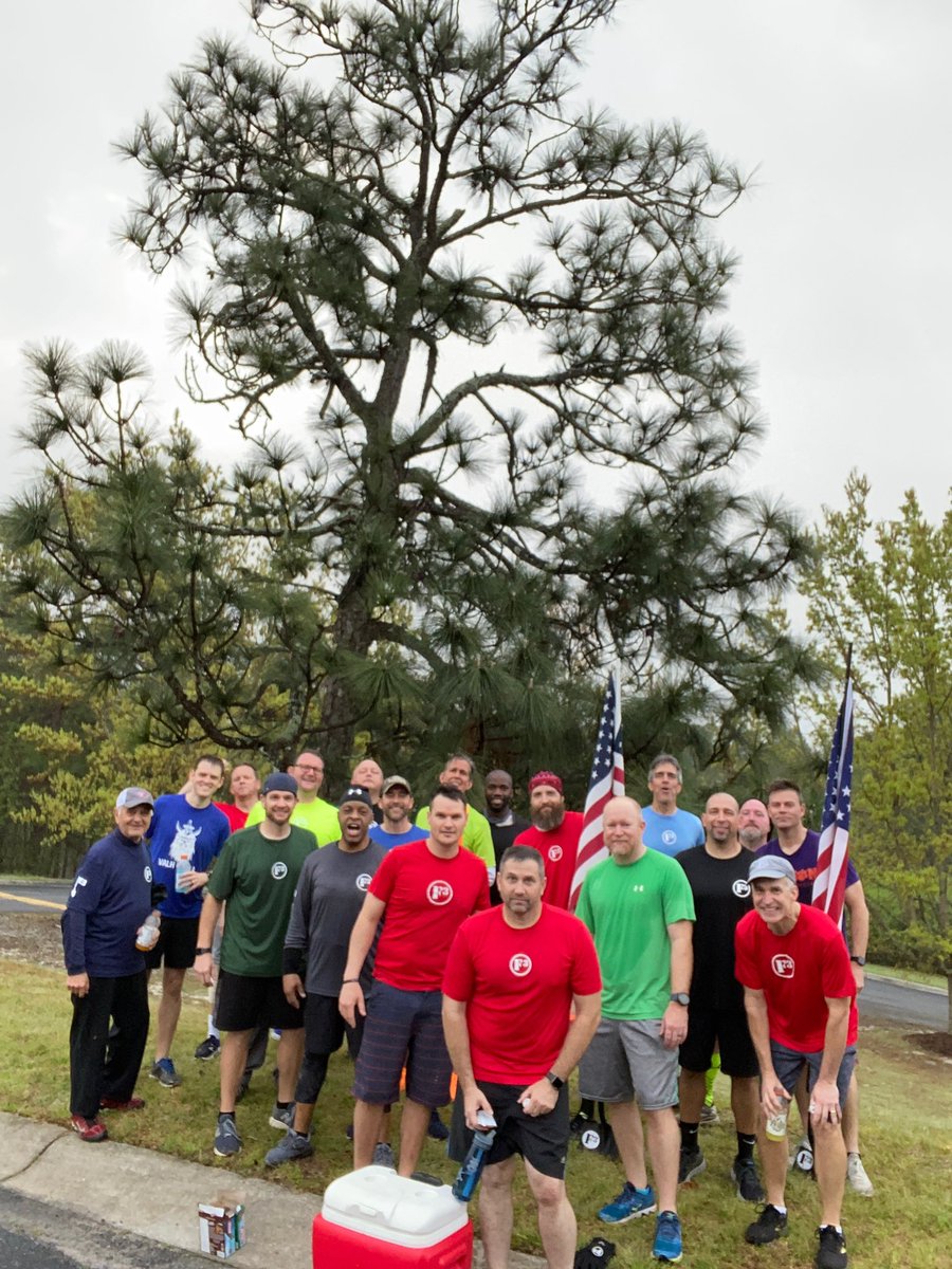 RJD5Director's tweet photo. How did you begin your Saturday morning? Because we have goals, love one another & continue to be humbled by Godβs abundant blessings, 20 believers converged for the @f3_valhalla #SuckFest. @F3SouthCarolina @F3Columbia @F3Sawmill @f3sandlot πͺπ½πΆπ₯ππ½#SallyBurpees #3TierTerrace https://t.co/s79iZeI4CX