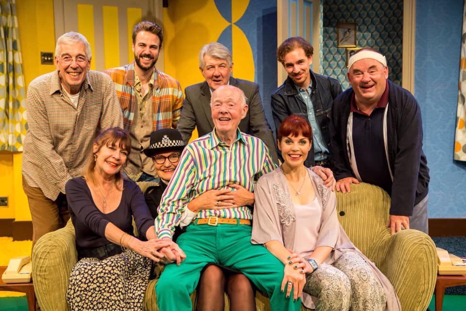 TheRayCooney's tweet photo. Today is World Theatre Day! Some happy memories @MillAtSonning #RunForYourWife #MoveOverMrsMarkham Looking forward to new productions and packed houses in the weeks to come! #WorldTheatreDay https://t.co/EeV9mX6fkr