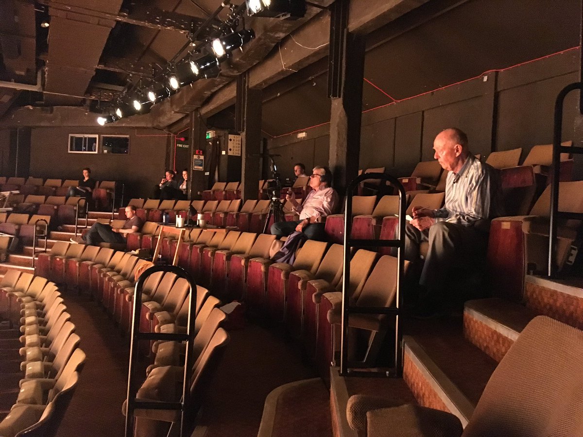 TheRayCooney's tweet photo. Today is World Theatre Day! Some happy memories @MillAtSonning #RunForYourWife #MoveOverMrsMarkham Looking forward to new productions and packed houses in the weeks to come! #WorldTheatreDay https://t.co/EeV9mX6fkr