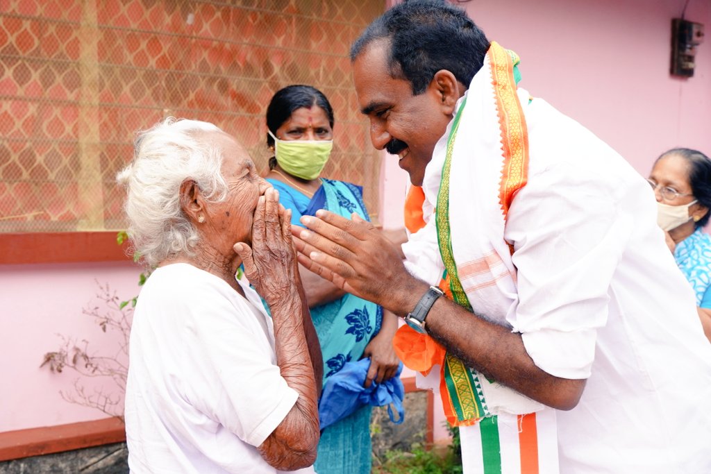 aluvamla's tweet photo. ആലുവ,തോട്ടക്കാട്ടുകര മണ്ഡലങ്ങളിലെ പര്യടനം.
#Aluva https://t.co/33lMEI1Ztv