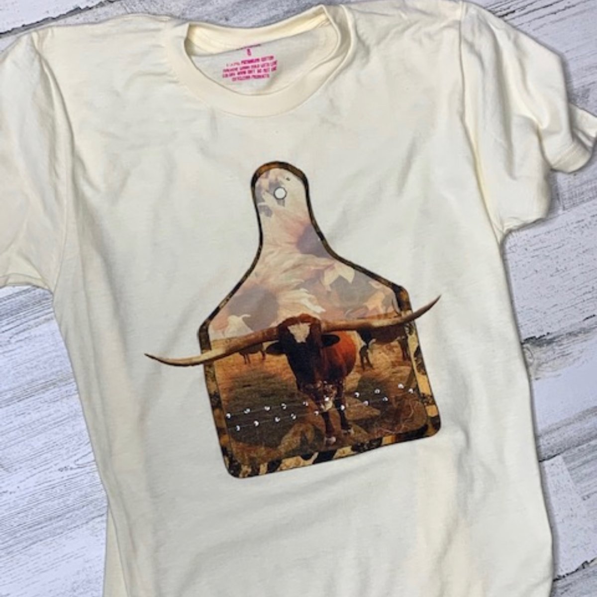 MarbleGypsy's tweet photo. This Bella Tee is absolutely to die for! Add it to Ypres collection today! https://t.co/ie7YljhAoy