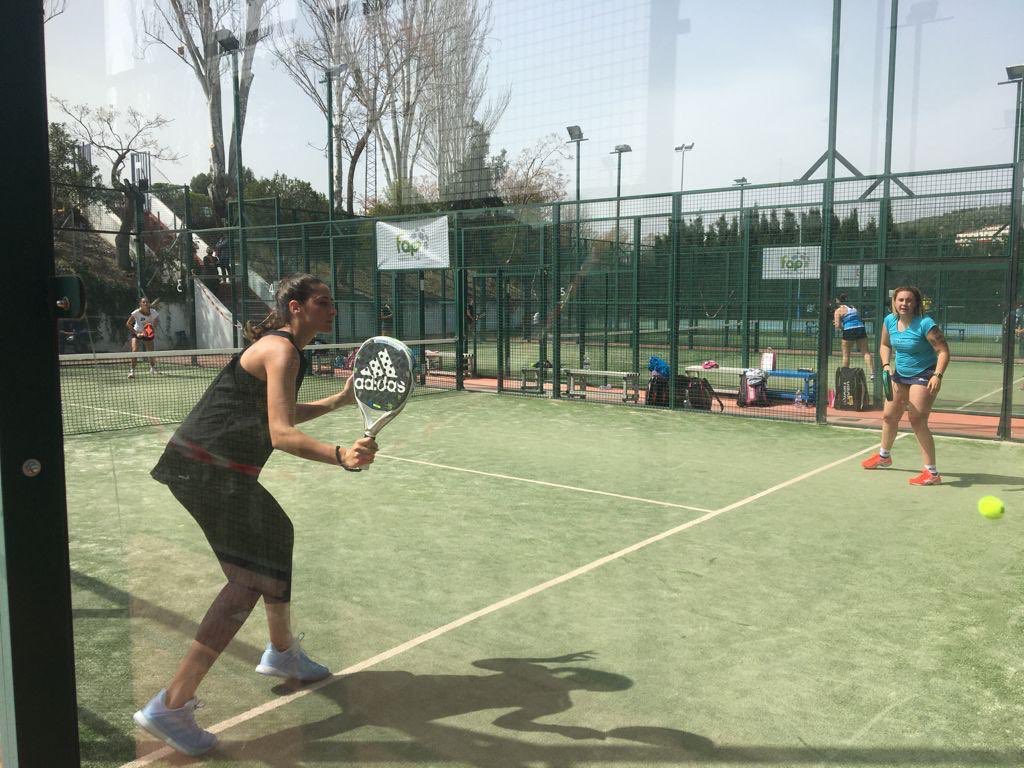 faponline's tweet photo. ⚔️ Continua la batalla del Trofeo Andaluz Turismo de Priego ABS 3000.
❇️ Tres categorías de dan cita en el cuadro masculino y dos en femenino.
#FAP #SomosFap #Pádel #TurismoDePriego #ABS3000 #Córdoba #6trofeoturismopriego https://t.co/YSLOLshnZp