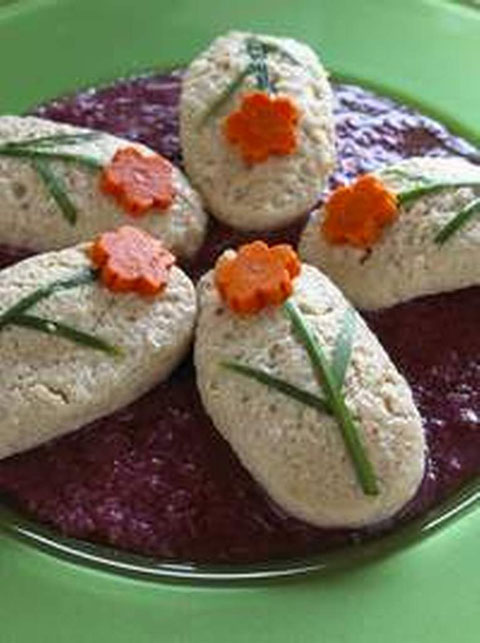 BarbaraCoen's tweet photo. Happy Passover. Ping me for my gefilte fish recipe. Everybody loves it. I’m just sayin. 

 #passover #jewish #holiday #fast #jewishholiday #spring #food #yummyfood #delicious https://t.co/6DVJwWbjqB
