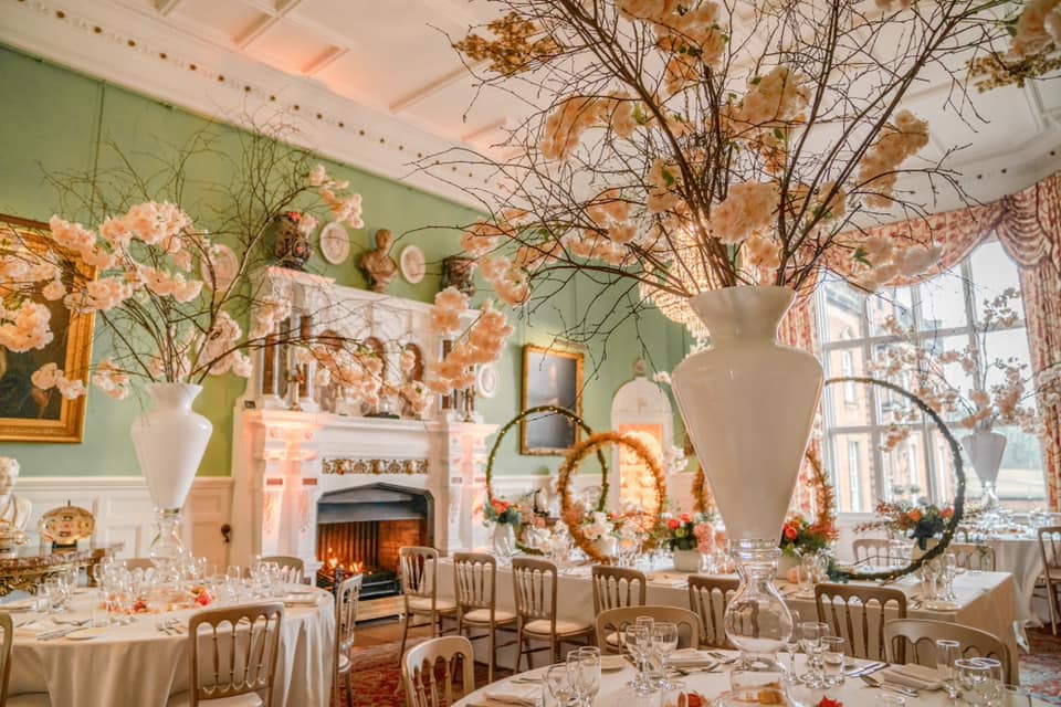 #VenueOfTheDay: <a href="/CapesthorneHall/">Capesthorne Hall</a> is a beautiful, family-owned Jacobean stately home, which can be exclusively yours for your dream wedding day. It comprises the Courtyard, Main Hall and contemporary Lakeside Wing. capesthorne.com #weddingvenue