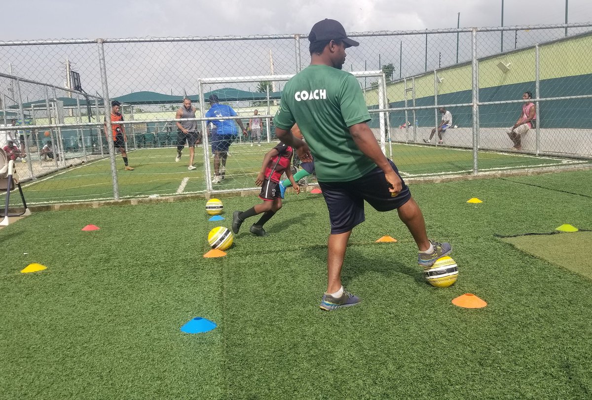 AFCITCommunity's tweet photo. Selecting the right person for the right job is the largest part of coaching. “To be as good as it can be, a team has to buy into what you as the coach is doing.

#communitysports https://t.co/yUZGTzrDOB