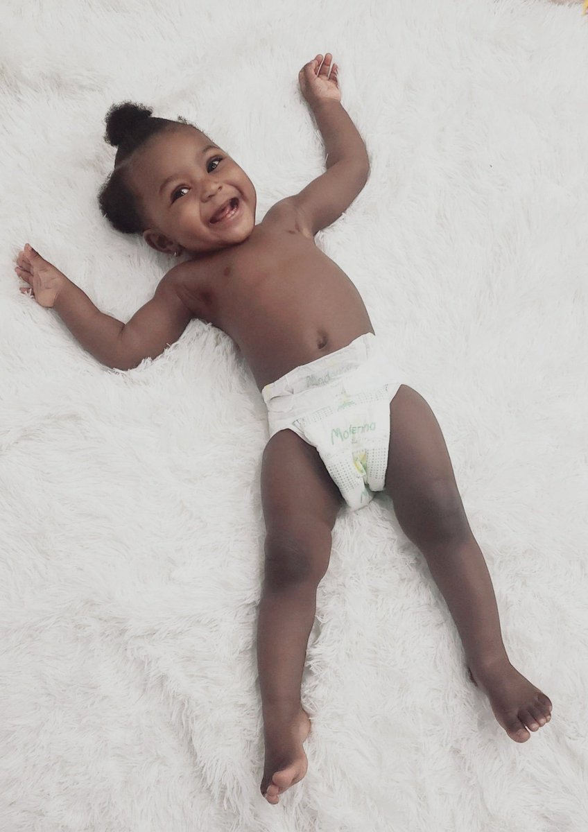 BlenceEsentials's tweet photo. That feeling of getting my diapers changed😍

#Modenna #ModennaBaby #HappyBaby #Smile #MomLife #Daddyslittleprincess #Diapers #Baby @Bemax_Inc https://t.co/BTUBNT7PzG