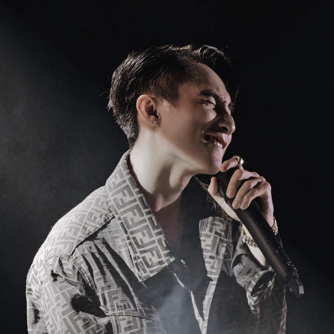 rainprince_sky's tweet photo. Hôm nay chỉ muốn bình yên ngắm Tùng chút thôi🥰
@sontungmtp777
--------------------------
#SonTungMTP #SkyMTP #MTPisUs
#MTPEntertainment #MTPTalent
#rainprince_sky
#suri https://t.co/JNg5B52MFz