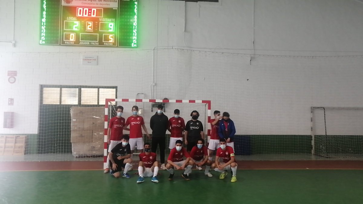 AspeFutbolSala's tweet photo. Final en Novelda.
Ganó el Aspe 2-9 y sigue en puestos de playoff de ascenso.
#VAMOSASPE https://t.co/E0kOgnzJY7