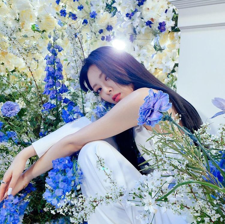 FHkalliste's tweet photo. ⠀

      📷  ᝢ ﹫𝗸𝗮𝗹𝗹𝗶𝘀𝘁𝗲𝘆 𝖺𝖽𝖽𝖾𝖽 𝖺 𝗇𝖾𝗐 𝗉𝗈𝗌𝗍ꜝꜝ

      fabulously late i guess? ><
      #FHWELCOMING
      #FULLHOUSEPARTY
⠀
⠀ https://t.co/A0alW7lZQY