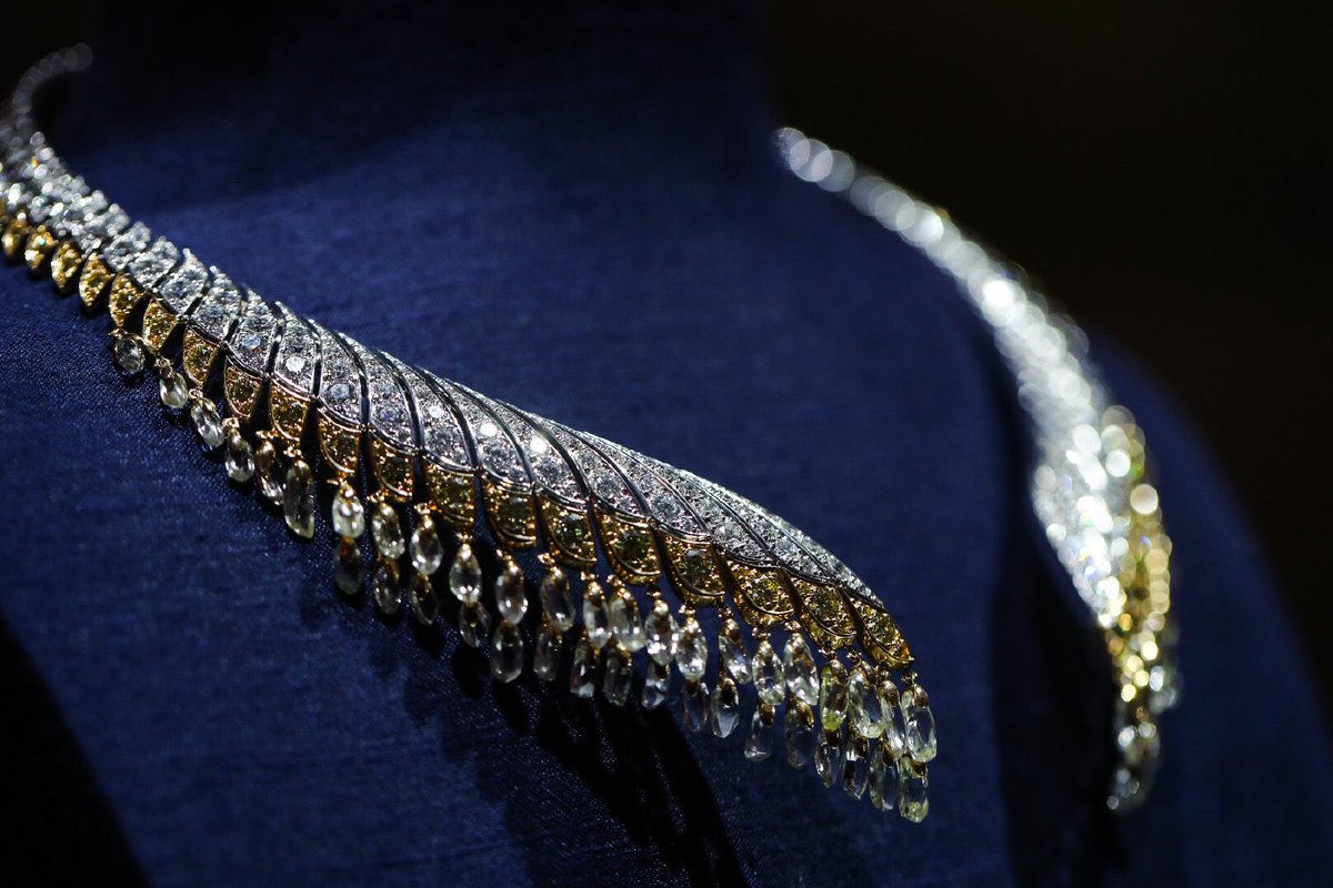 CXK_Thailand's tweet image. 210327 DeBeers戴比尔斯 Weibo Update

KUN ✖️ #Debeers Namib Wonder #ReflectionsOfNature 
 
#DeBeersAmbassadorKUN
#ช่ายสวีคุน #蔡徐坤 #Caixukun