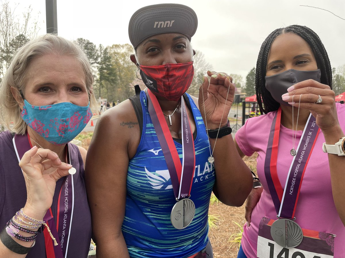 ATLtrackclub's tweet photo. Not just a finisher’s medal but a custom necklace from @ericasara! Now that’s some race day swag! 

#AW5K #RunningCityUSA https://t.co/raSqomPnvZ