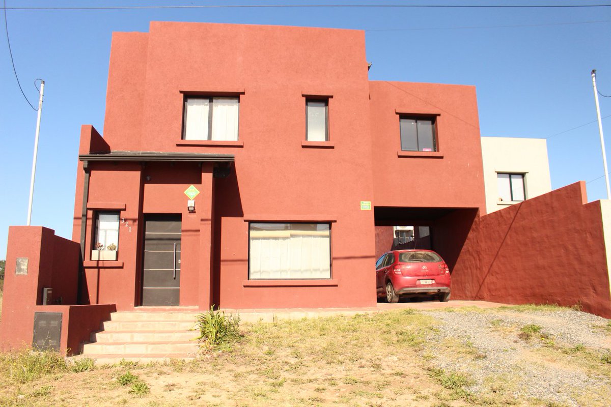 region20_arg's tweet photo. #VENTA 

🏡 Excelente propiedad en la zona de Punto Tandil. 
🏡 2 dormitorios 
🏡 U$S 158.000 

Más detalles y fotos acá: https://t.co/2EGqb2tsxz https://t.co/cPLr66QvgN