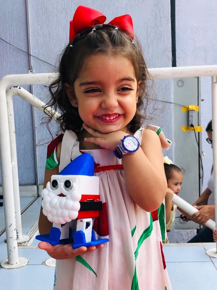 RoboticsThink's tweet photo. Let otto put a smile on your face from https://t.co/OOalITzYc4

#otto #ottodiy #roboticsforkids #kids #robotics #highschool #arduino #blockly #scratch #ai #arduinonano #ml #3dprinting #girlcode #stem #ultrasonic #practical #hobby #iot #robot #botsbuildingbots #thinkrobotics https://t.co/KqoTy7TTI3
