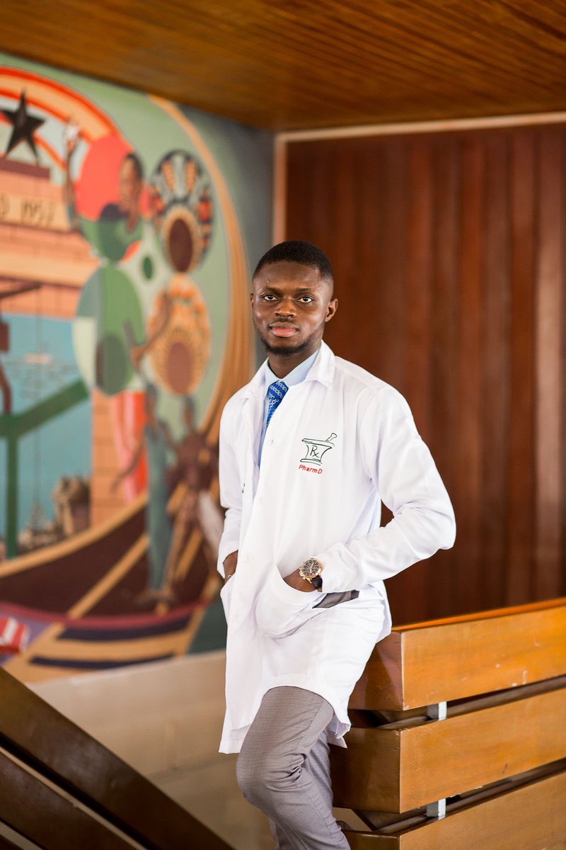 AppauBenjamin3's tweet photo. It’s been a long ride but we’ve managed to shrug off the academic calendar through diligence and determination.
Grateful to God 🙏
I’m your legal drug lord to be.
Final lap..... I must finish harder.
#WCC5 #Rx22 . https://t.co/mhde7Cx0Wj
