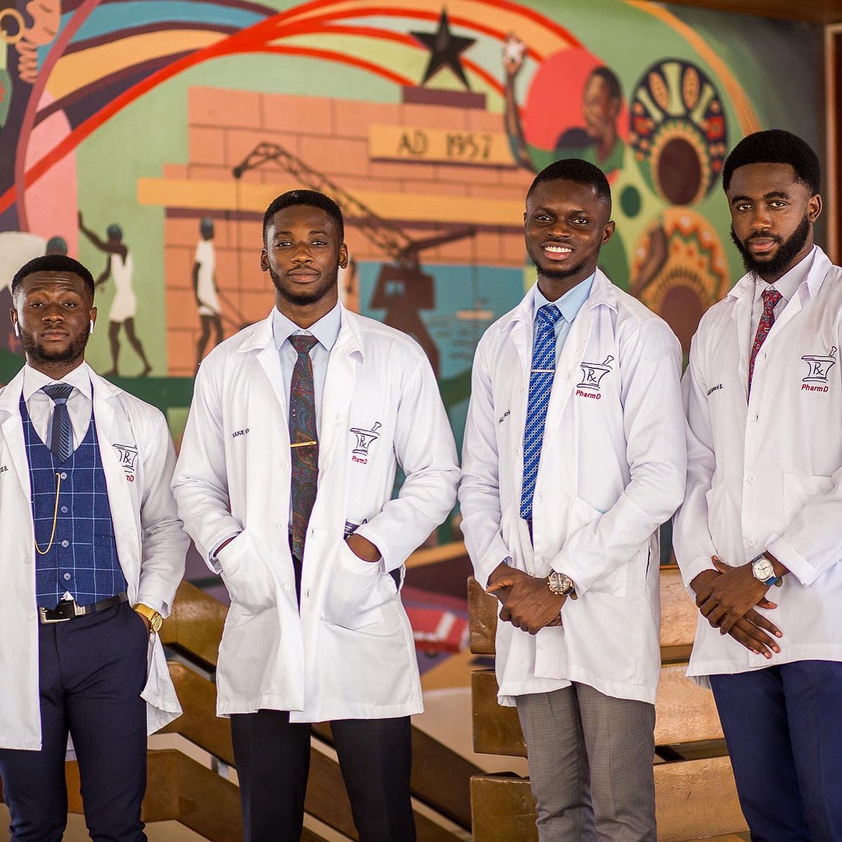 AppauBenjamin3's tweet photo. It’s been a long ride but we’ve managed to shrug off the academic calendar through diligence and determination.
Grateful to God 🙏
I’m your legal drug lord to be.
Final lap..... I must finish harder.
#WCC5 #Rx22 . https://t.co/mhde7Cx0Wj