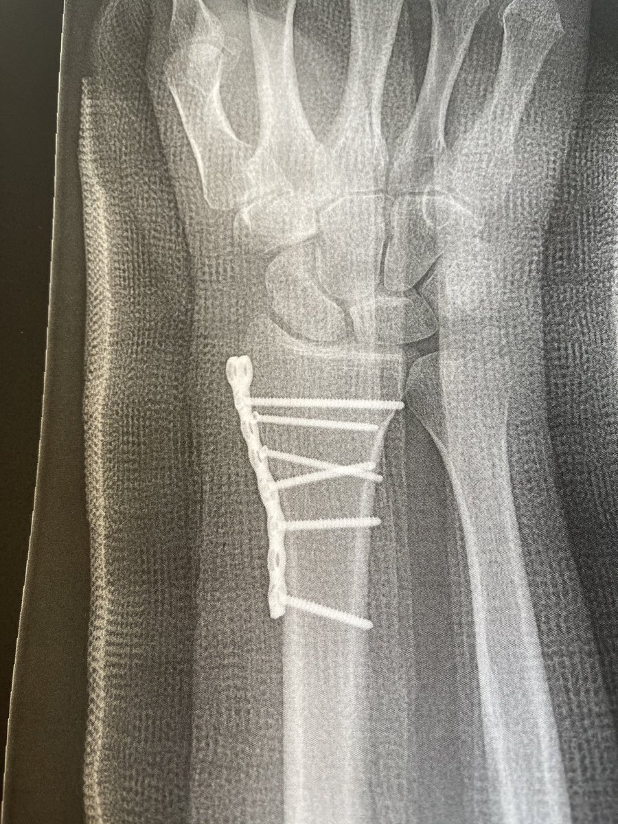 Brian Halligan tweet media