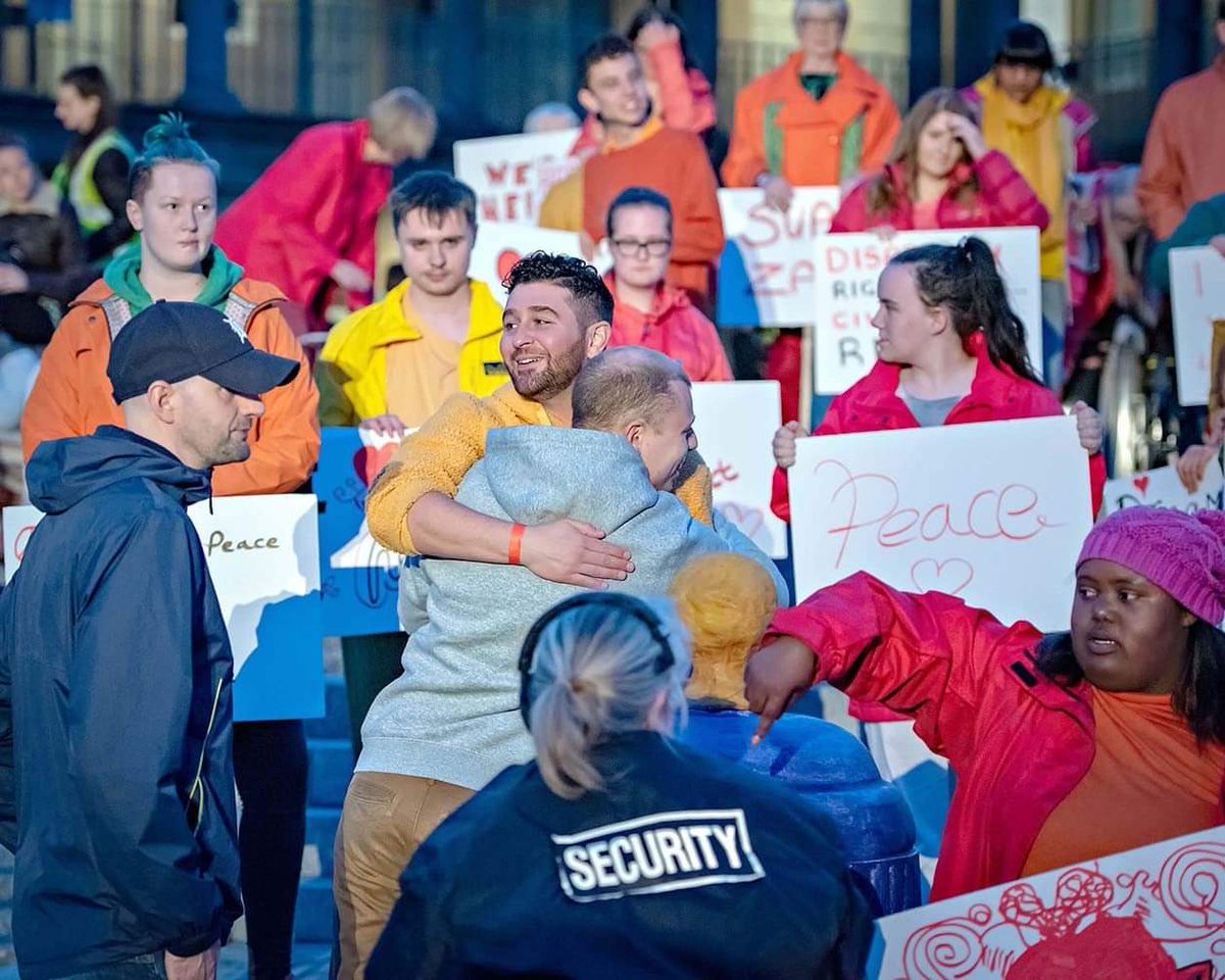BoxChoir's tweet photo. Happy #worldtheatreday 
Here's a flash back to when Orange @BoxChoir took part in the amazing production of Zara with @MtGstudios at the beautiful @ThePieceHall Fingers crossed it won't be too long before we can all enjoy Theatre again!🧡
@squarechapel https://t.co/uyICACxDg3