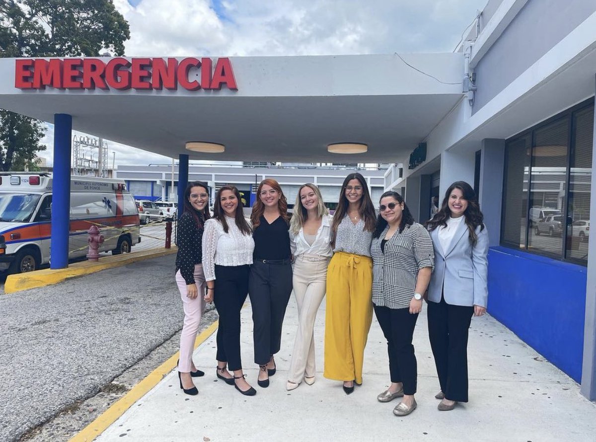 em_cmesl's tweet photo. Recently MATCHED EM Class of 2024. Can’t wait for this squad to join our team #ponceem #feminem #emergencymedicine #emsquad https://t.co/hfvrrUXrCu