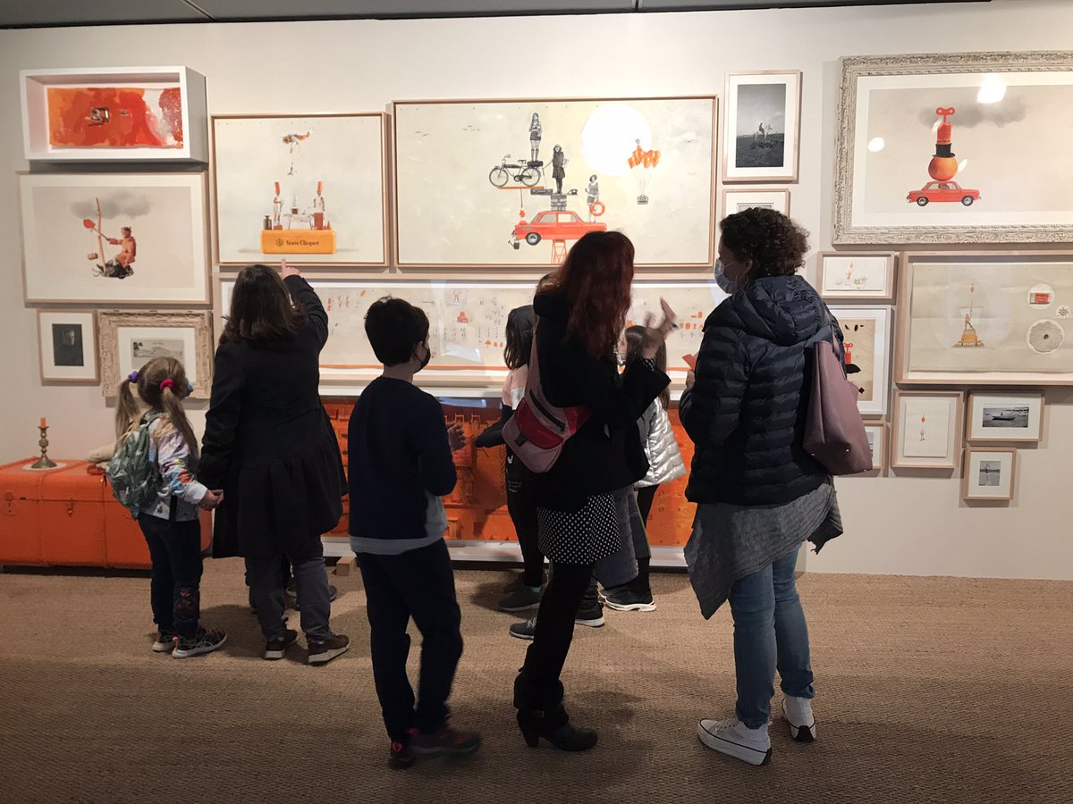 artiescola's tweet photo. “Intuïcions de Latung La La” Un procés creatiu que intuïm a partir d’objectes que parlen de l’artista @ymbernon i del seu Univers Taronja 🧡🦁 @artiescola @macmataro @escolamsola #Artista #Alumnes5è #pingpong 🏓🏓 #PartidesdART #CanPalauet @MataroCultural @CulturaMataro https://t.co/iD83Xm4LiE