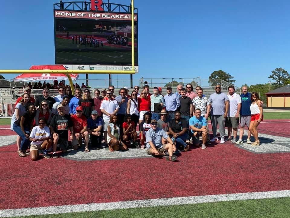JayMeadors's tweet photo. Congrats to my HS Track Coach Dave Anderson @2morepoints πͺπΎ. βDave Anderson Trackβ
30 years laters Iβm thankful for 3 Individual state titles, 2 Relay state titles , and Team State Championship title in 1992. I canβt thank you enough!!
#Bearcat4L #FirmlyFounded #RustonHigh https://t.co/NHsdga6LYI