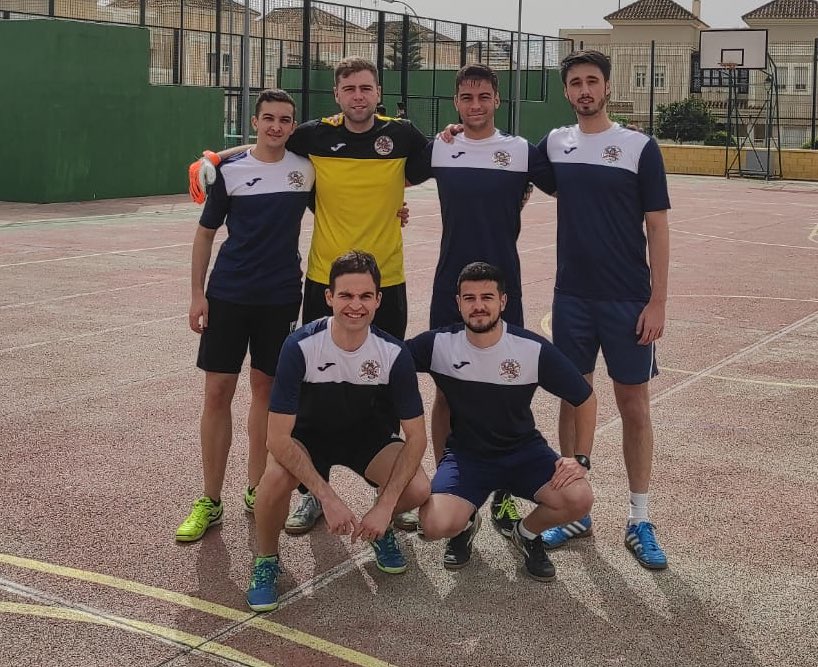 CDSCF1999's tweet photo. En el día de hoy, cautivo
y desarmado el equipo de Tomaticos,
han alcanzado los jugadores de CDS CF sus últimos objetivos deportivos. El partido
ha terminado.

El Club
CDS CF
Utrera, 27° Abril 2021.

Día de la Victoria.
CDS CF 11-6 Tomaticos. https://t.co/oZ7J5onnmr