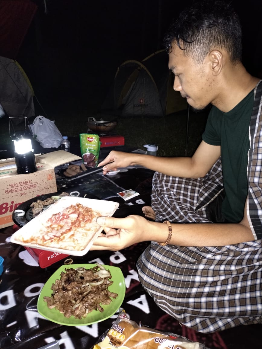 Ngilangin rindu ngedaki gunung...

#campingceria
#gunungsalak