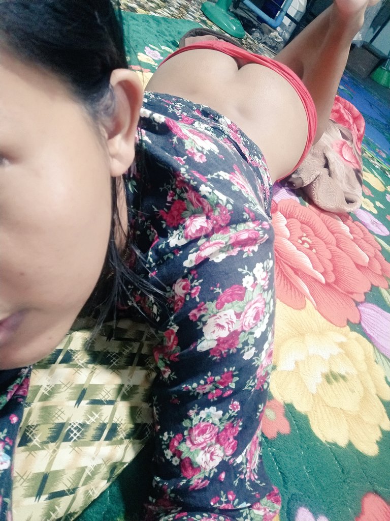 ဘယ်သူတွေရှိကြလဲ?😜